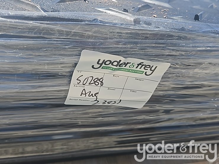 unused-irgpm-ground-protection-mat,-4'x8',-diamond-plated/smoothplate-tread-design-(15-of)-image-5