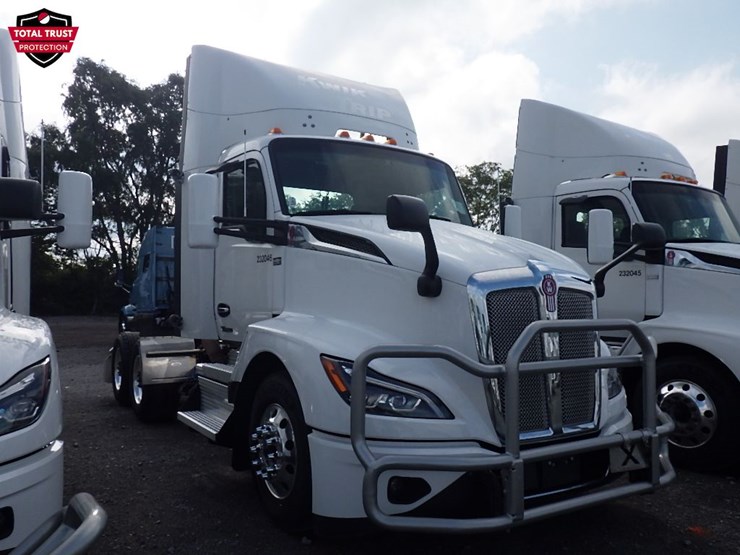2024-kenworth-t680-image-3