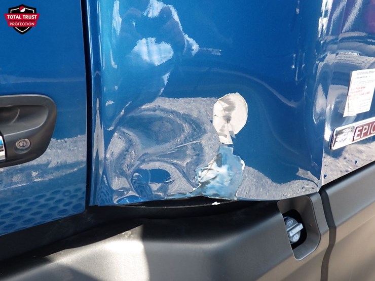 2023-peterbilt-579-image-31