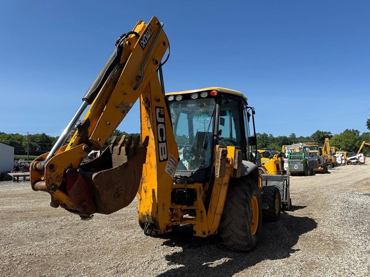 jcb-3cx14-image-4