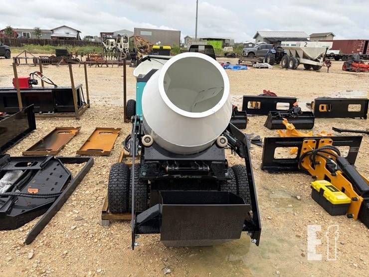 future-mt800-mini-wheel-mixer-truck-image-7