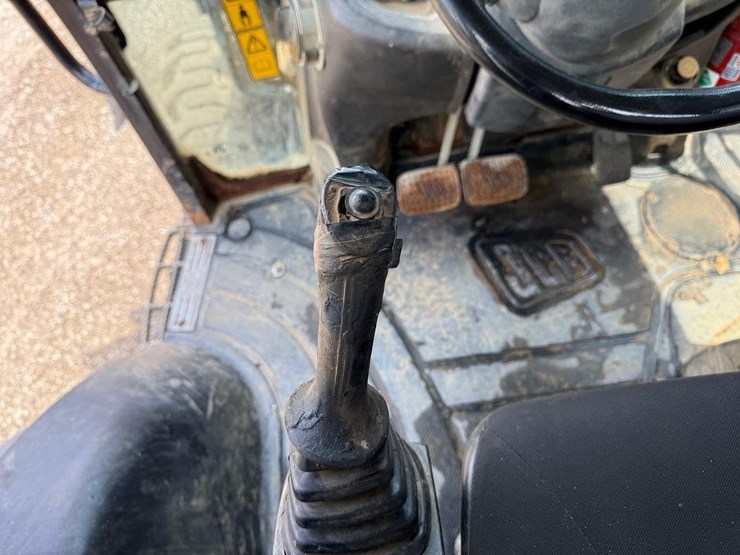 jcb-3cx14-image-30