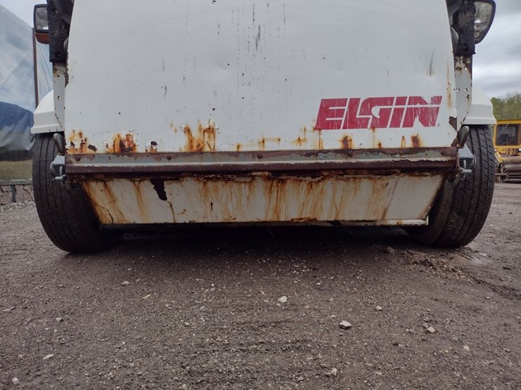 elgin-pelican-s-image-25