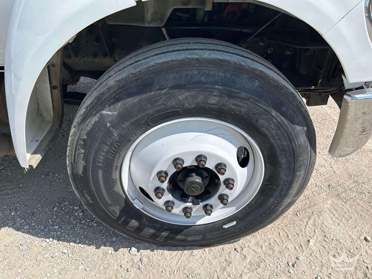 2015-ford-f750-image-36