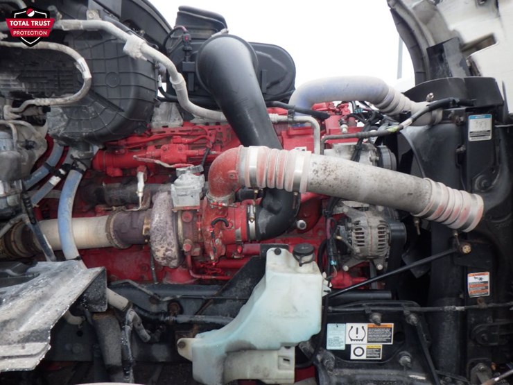 2022-peterbilt-579-image-31