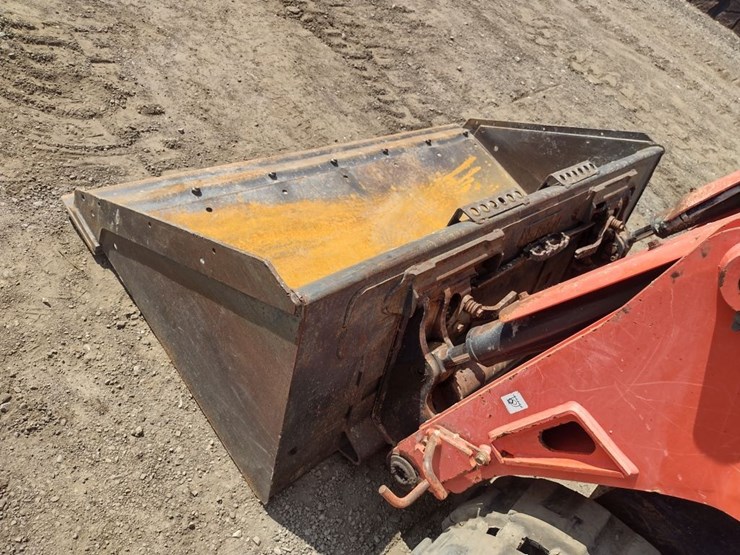 kubota-svl65-image-19
