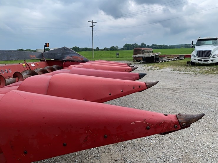 case-ih-1063-image-6