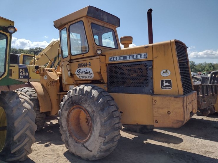 deere-644b-image-1