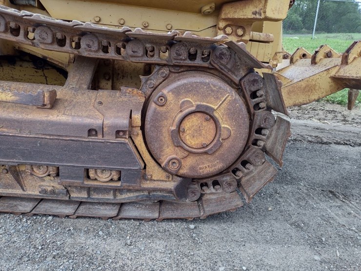 caterpillar-939c-image-13