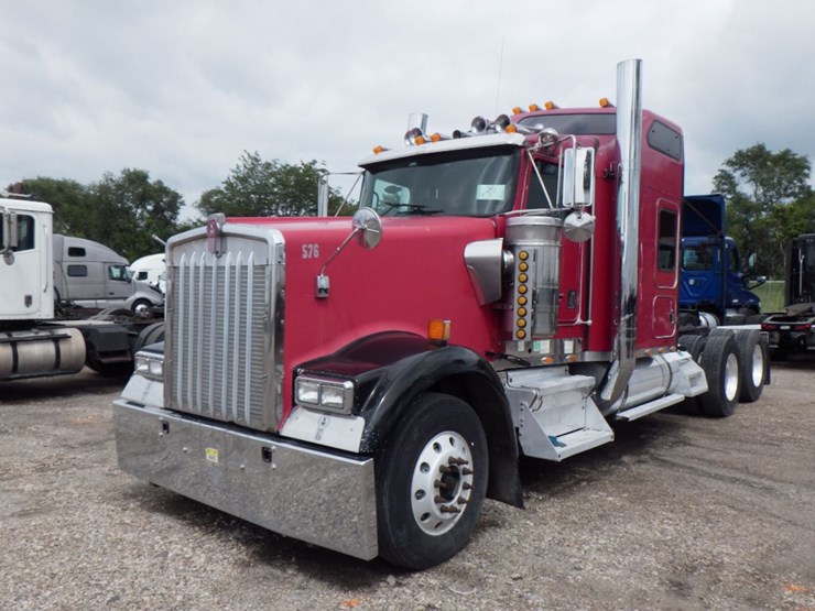 1997-kenworth-w900l-image-1