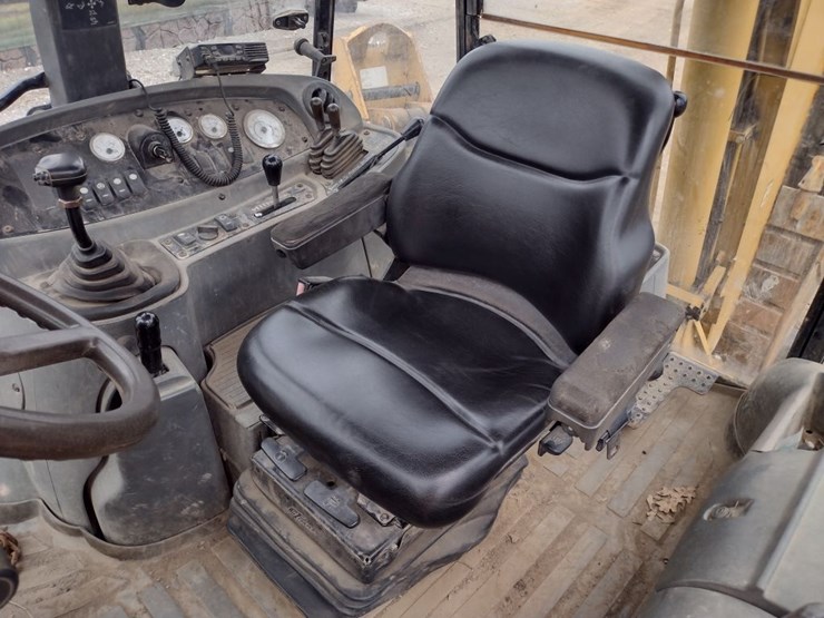 caterpillar-416d-image-13