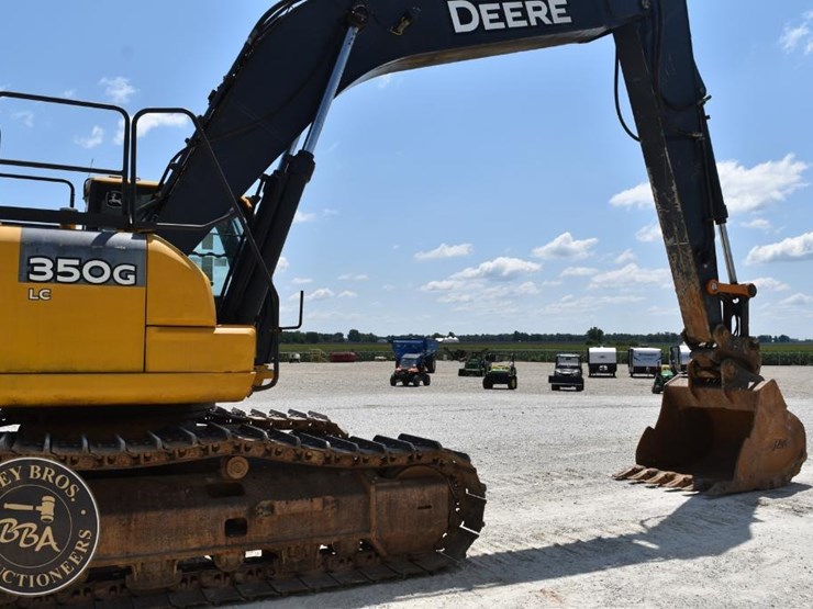 2016-deere-350g-lc-image-7