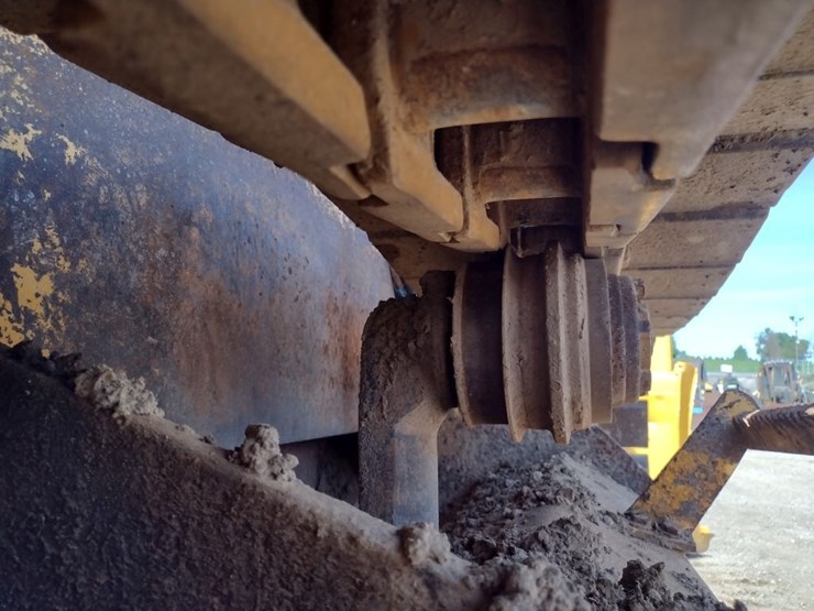 deere-550g-lt-image-26