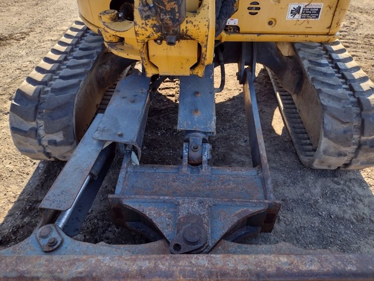 deere-35d-image-21