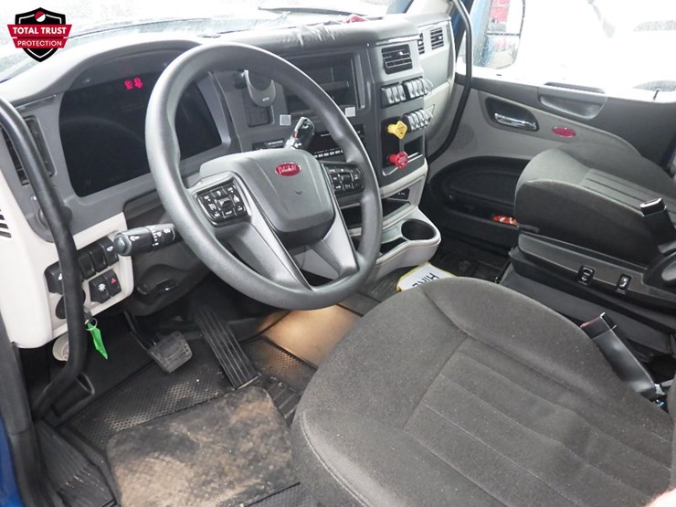 2023-peterbilt-579-image-20