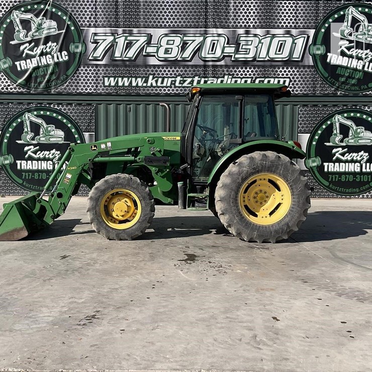 2014 JOHN DEERE 5100E