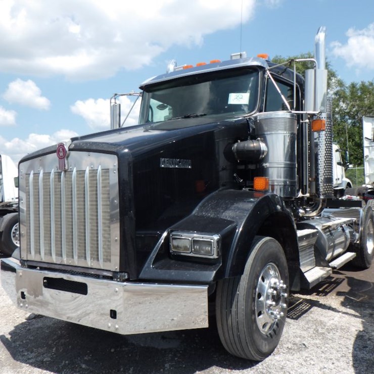 2015 KENWORTH T800