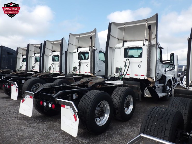 2024-kenworth-t680-image-8