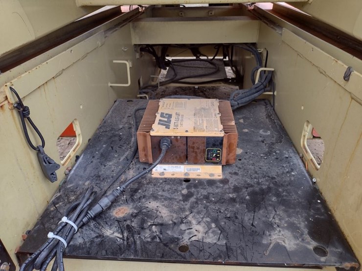 jlg-4069le-image-27
