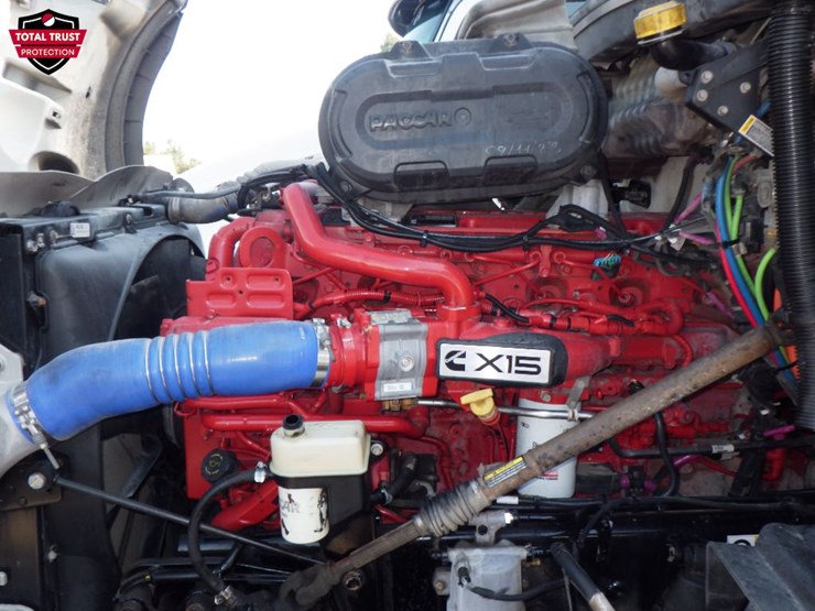 2022-peterbilt-579-image-26