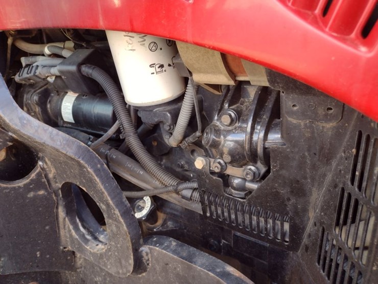 case-ih-farmall-95u-image-33