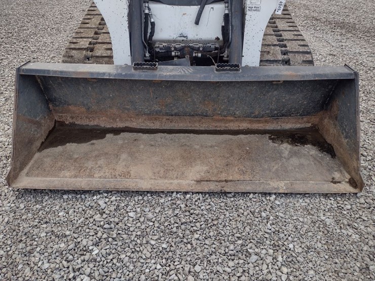 bobcat-t740-image-21