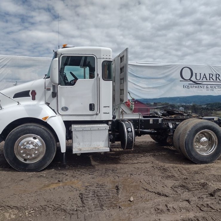 KENWORTH T370
