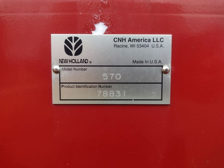 6-new-holland-570-image-5