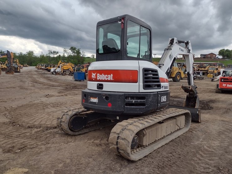 bobcat-e45-image-37