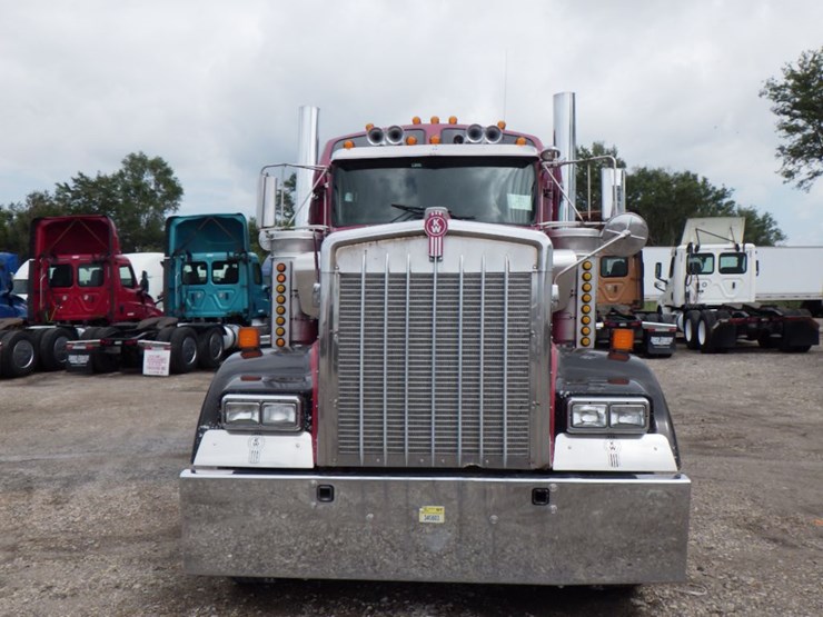 1997-kenworth-w900l-image-2