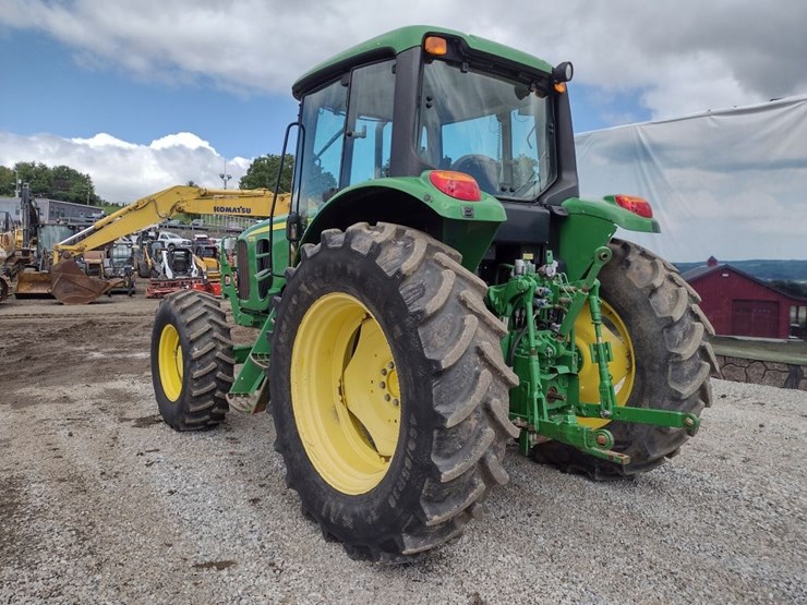 john-deere-7230-image-30