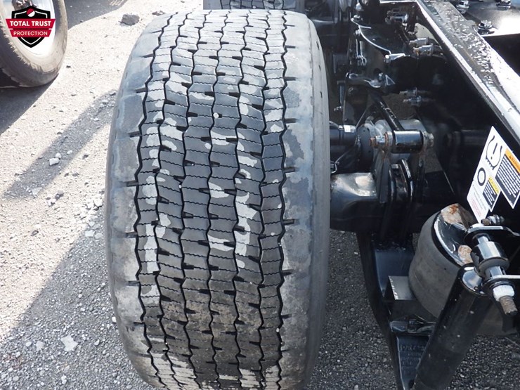 2024-kenworth-t680-image-14