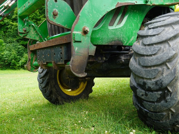 2005-john-deere-7420-image-36