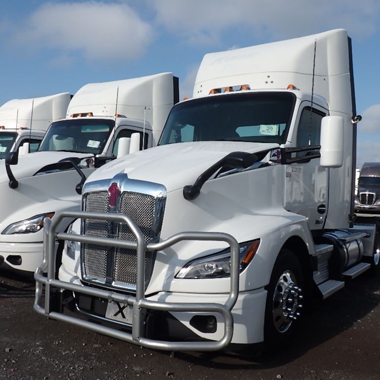 2024 KENWORTH T680