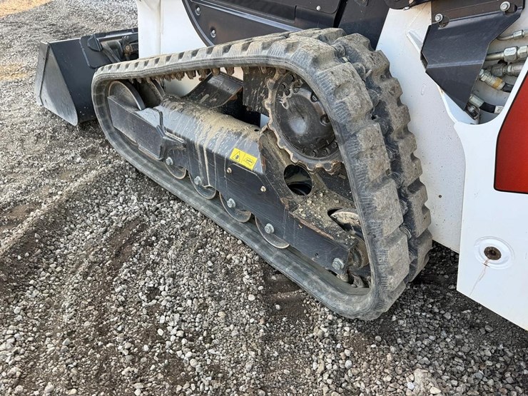 2021-bobcat-t66-image-17