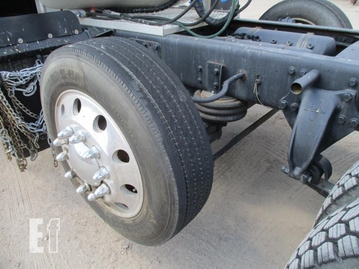 2019-western-star-4900-image-23
