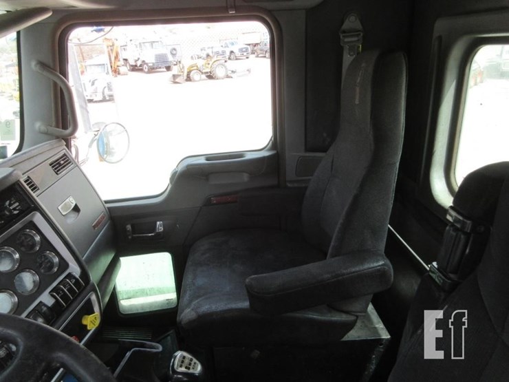 2015-kenworth-t800-image-8