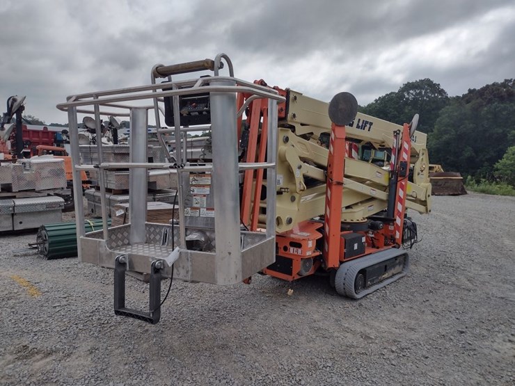 jlg-x600aj-image-27