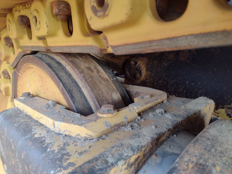 caterpillar-d5n-xl-image-15