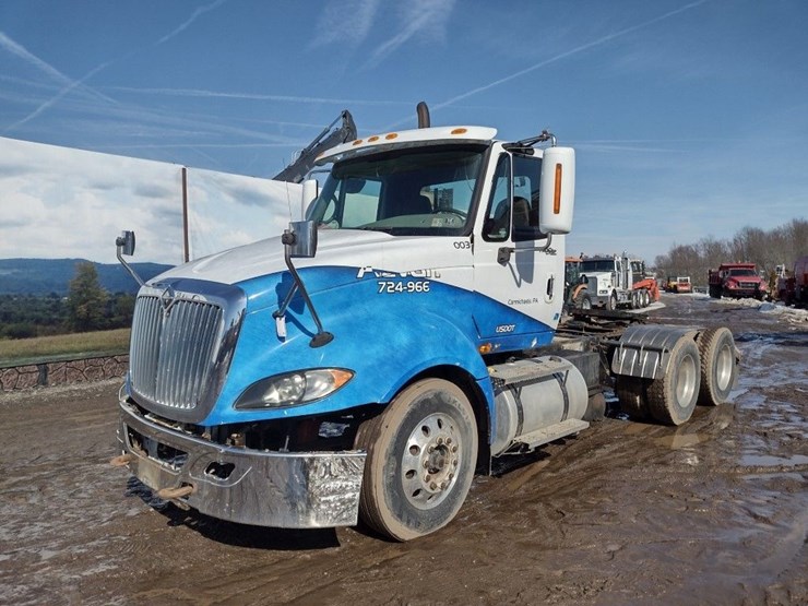 international-prostar-image-37