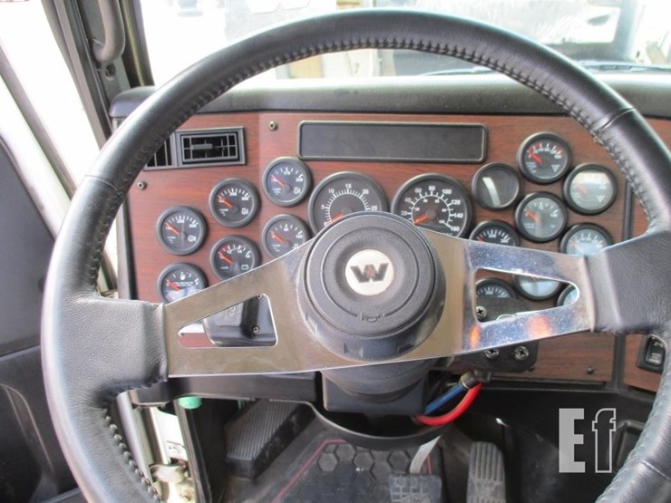 2019-western-star-4900-image-14