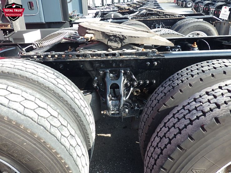 2024-kenworth-t680-image-18