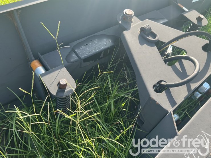 unused-jct-84"-dozer-blade-to-suit-skidsteer-image-7