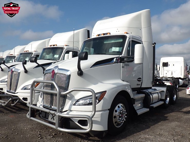 2024-kenworth-t680-image-1