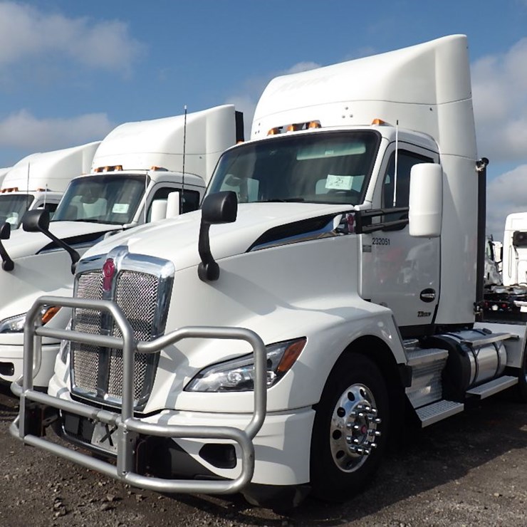 2024 KENWORTH T680