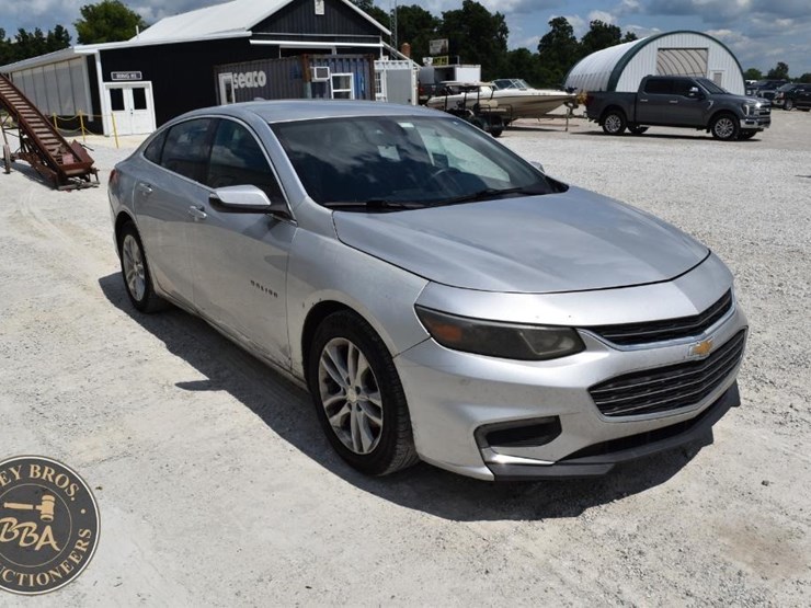 2018-chevrolet-malibu-46449-image-7