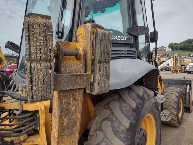 jcb-3cx14-image-25