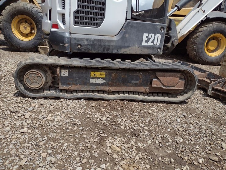 bobcat-e20-image-19