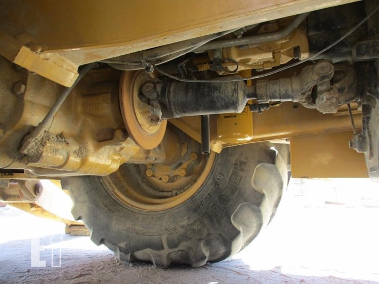 2010-caterpillar-420e-image-24