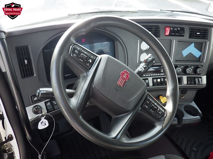 2024-kenworth-t680-image-14